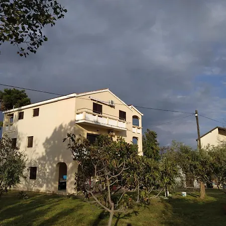 Sobe Bosiljka 3* Nin