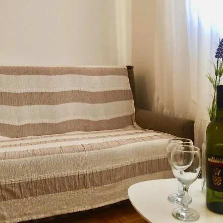 Casa de hóspedes Sobe Bosiljka 3*